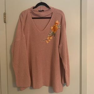 Boohoo+ pink sweater with floral accent, Size 20